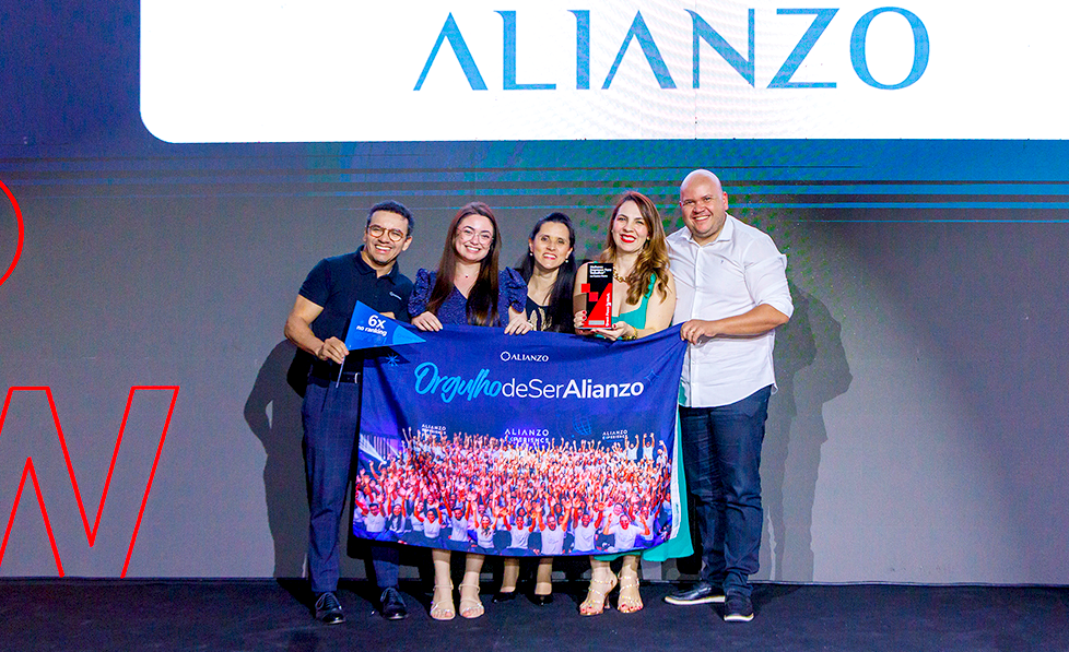 Time da Alianzo presente na premiação GPTW Centro-Oeste 2025